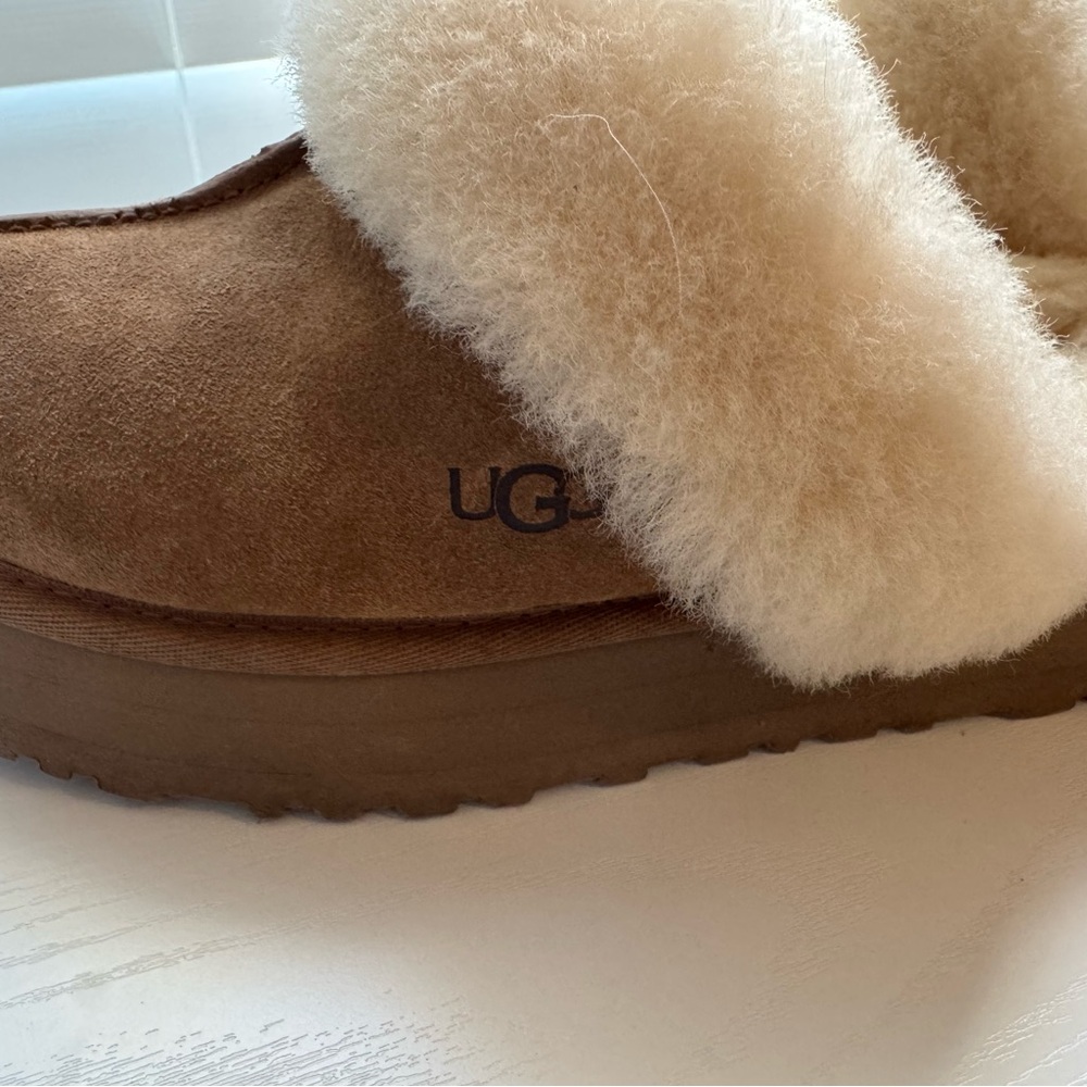 UGG Women's Brown and Cream Sheepskin Slippers